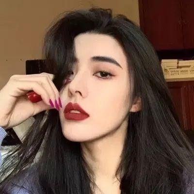 隔重门户隔重山